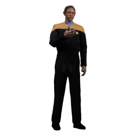 Star Trek: Voyager akčná figúrka 1/6 Lt. Commander Tuvok 30 cm